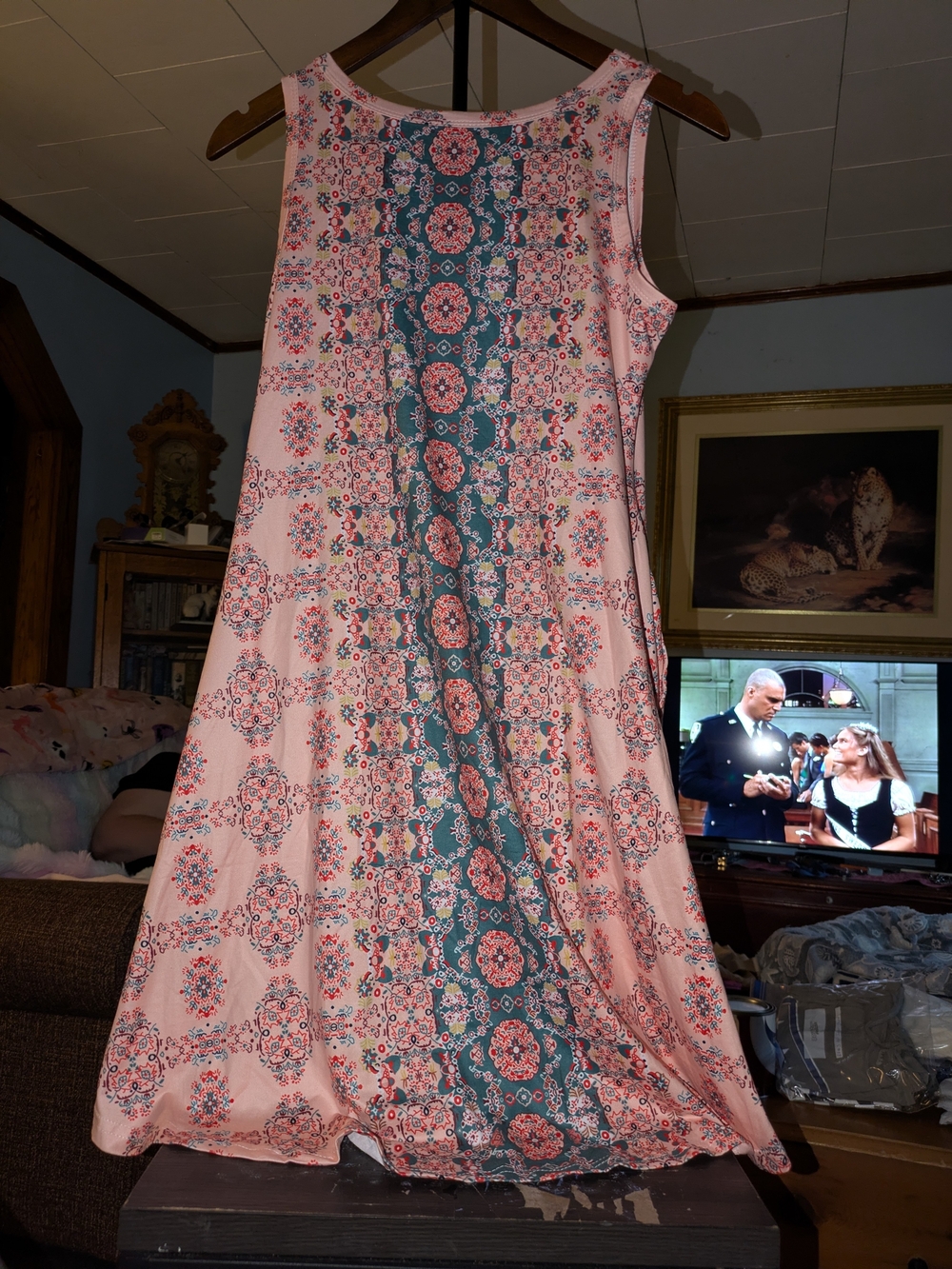 Sleeveless Pink Mosaic Print Maxi Dress Brand New Size Small